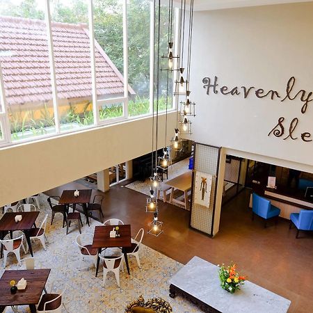 Tibera Hotel Ciumbuleuit Bandung Zewnętrze zdjęcie